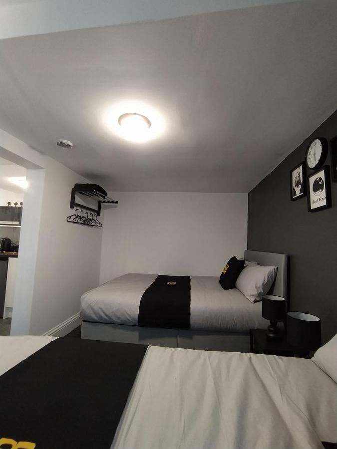 Black Ocean Holiday Apartments ブラックプール エクステリア 写真