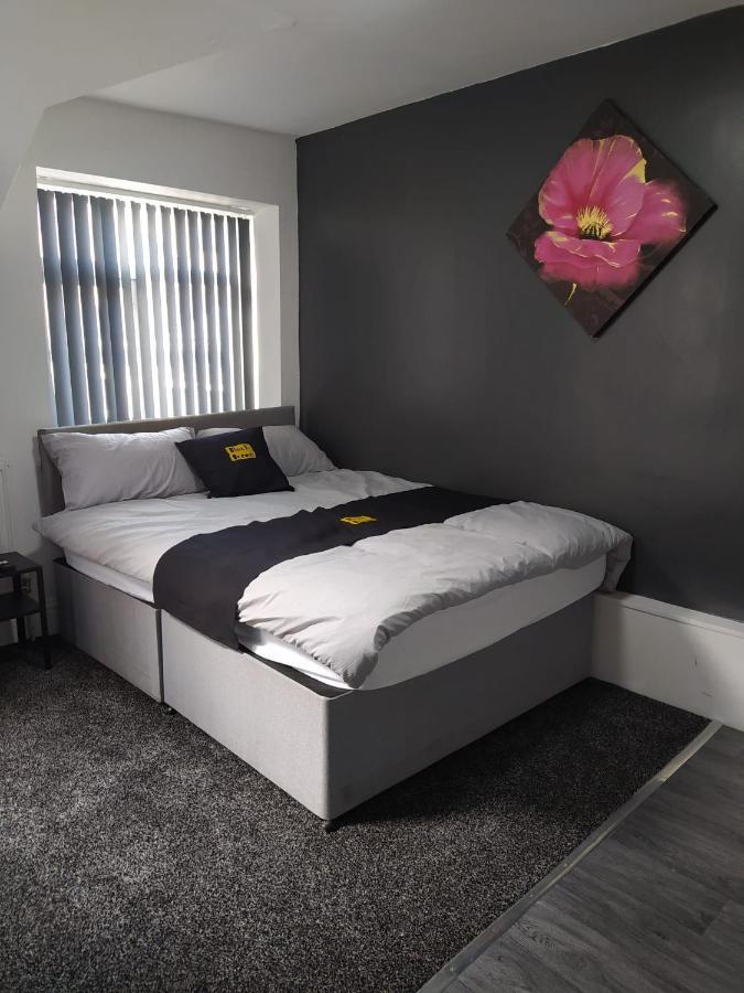 Black Ocean Holiday Apartments ブラックプール エクステリア 写真