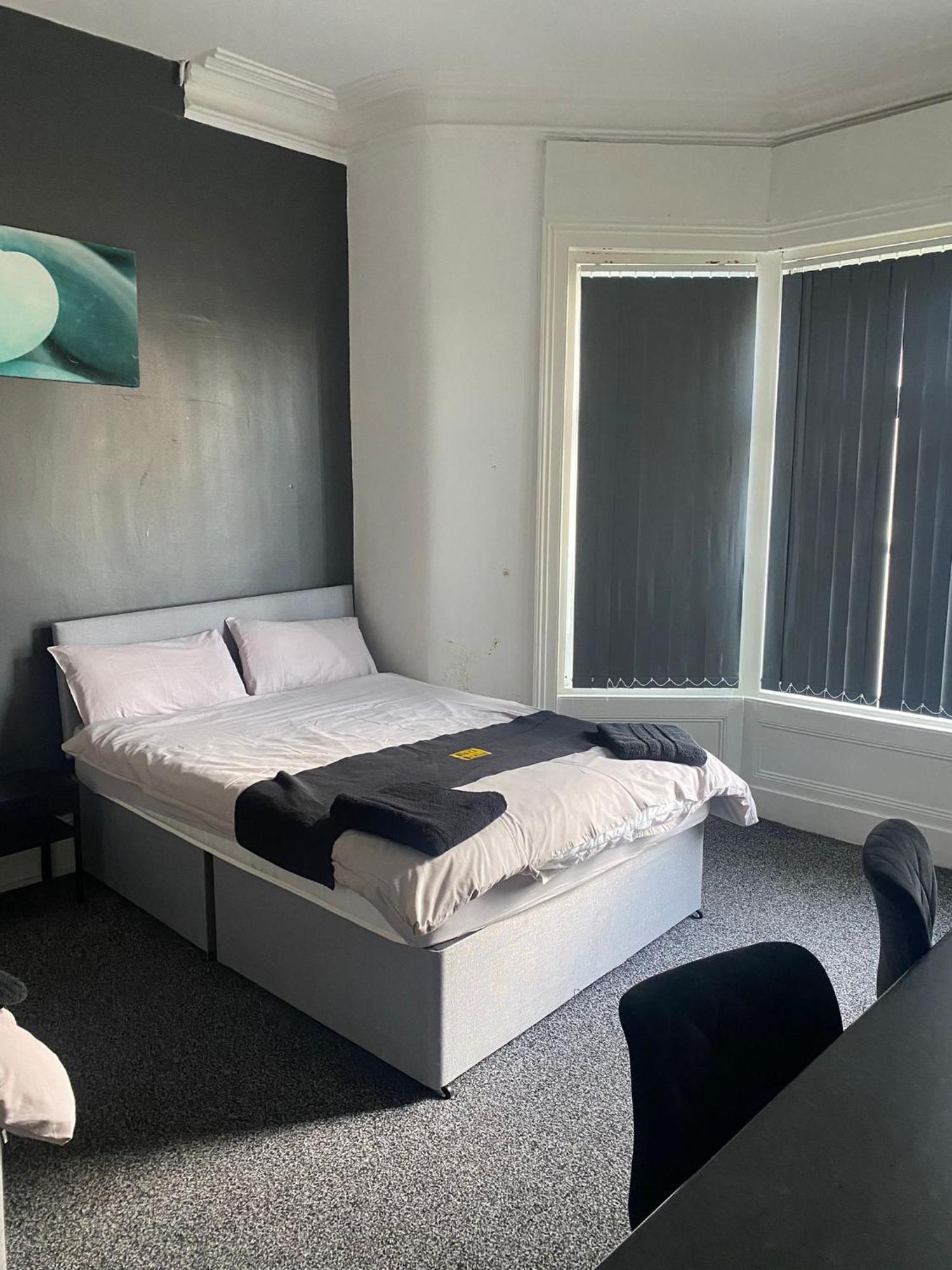 Black Ocean Holiday Apartments ブラックプール エクステリア 写真